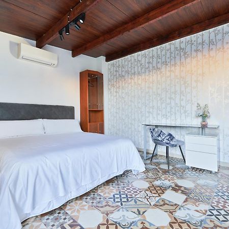 Sun-Kissed Getaway Apartment มาลากา ภายนอก รูปภาพ