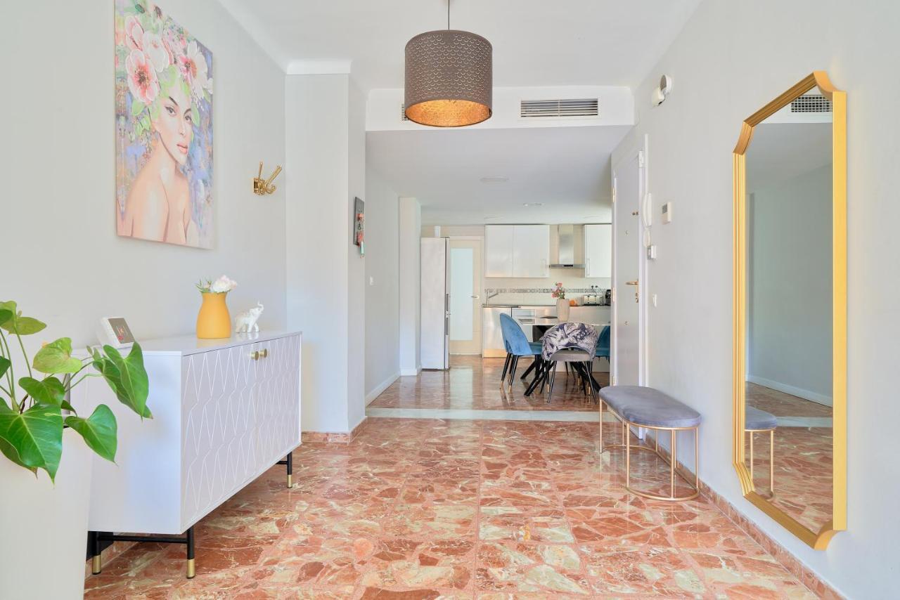 Sun-Kissed Getaway Apartment มาลากา ภายนอก รูปภาพ