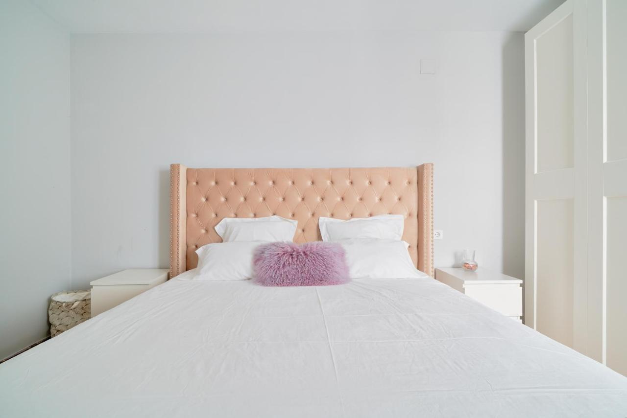 Sun-Kissed Getaway Apartment มาลากา ภายนอก รูปภาพ