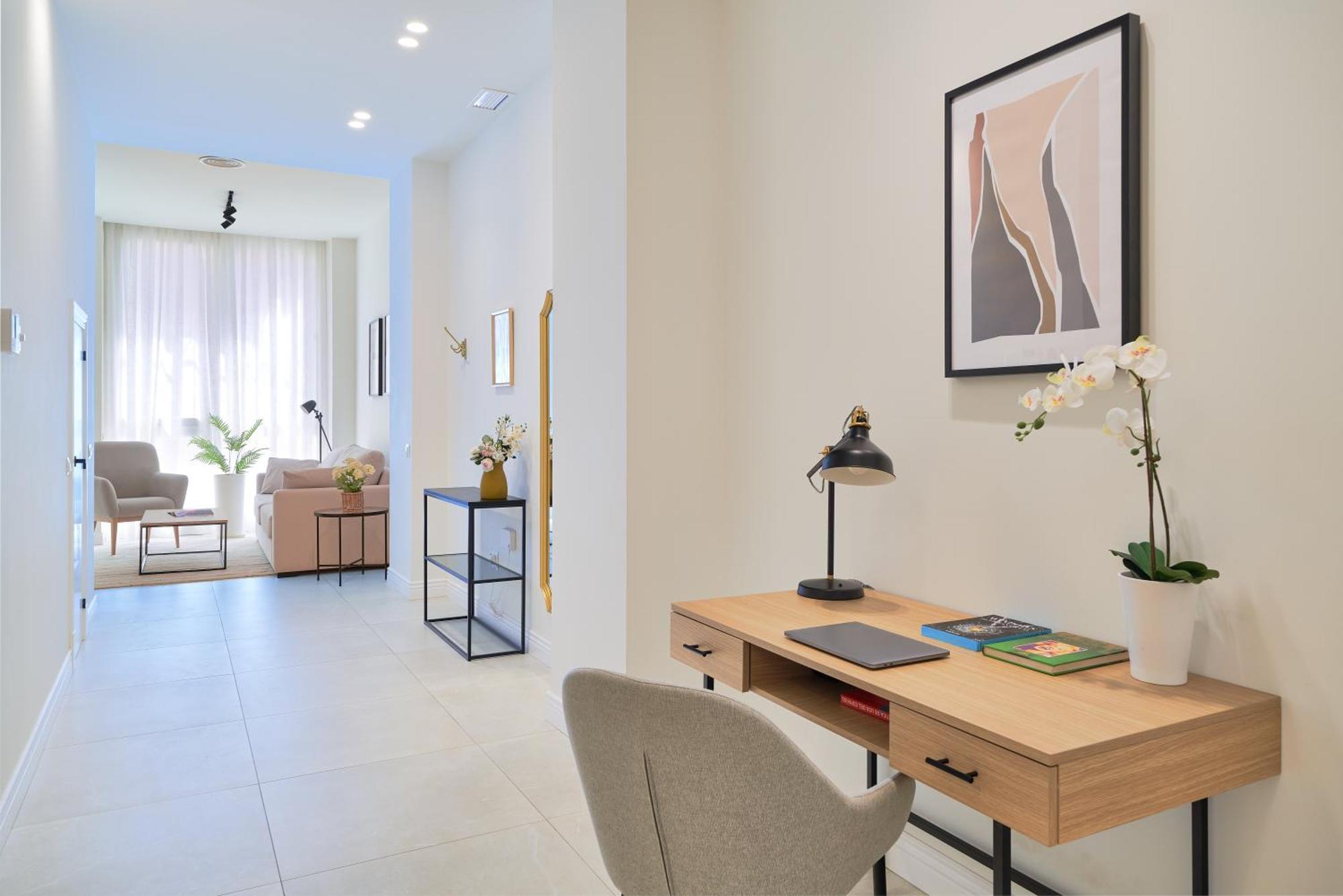 Sun-Kissed Getaway Apartment มาลากา ภายนอก รูปภาพ